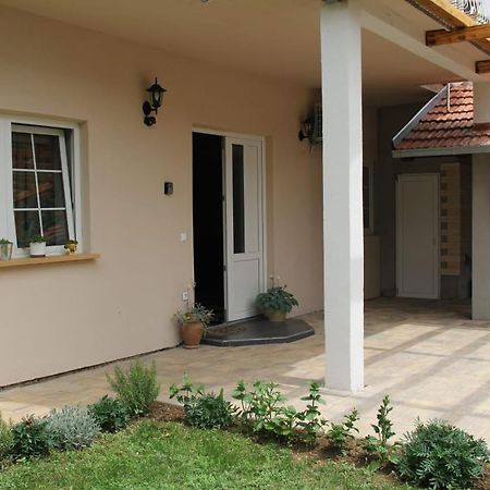 Apartman Lilium Knin Zewnętrze zdjęcie