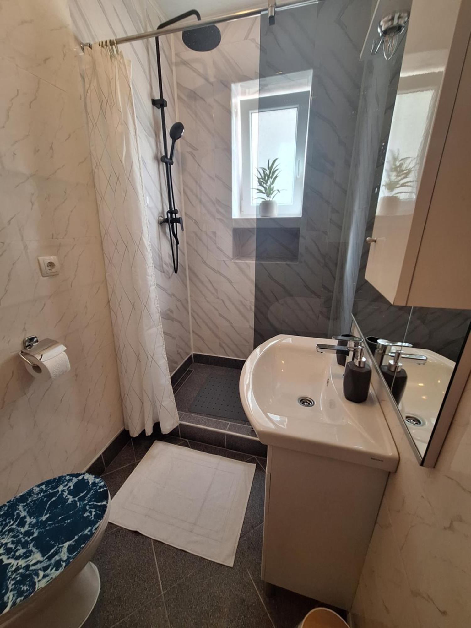 Apartman Lilium Knin Zewnętrze zdjęcie